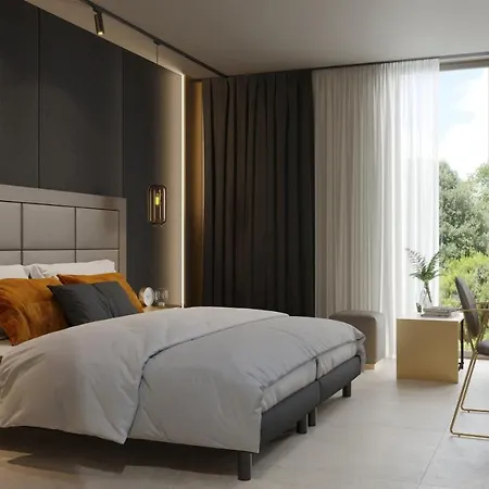 Scheck Hotel 4*