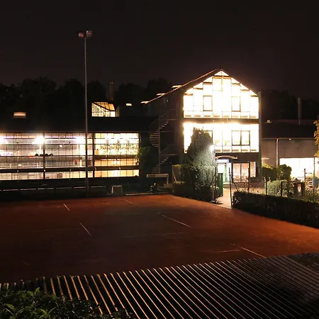 Scheck Unterföhring