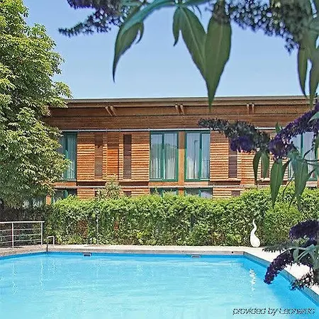 Scheck Unterföhring