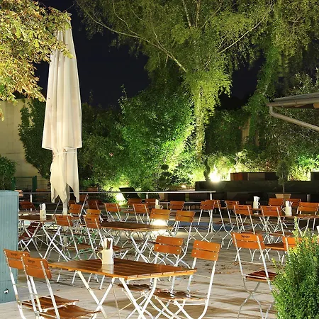 Scheck Hotell 4*