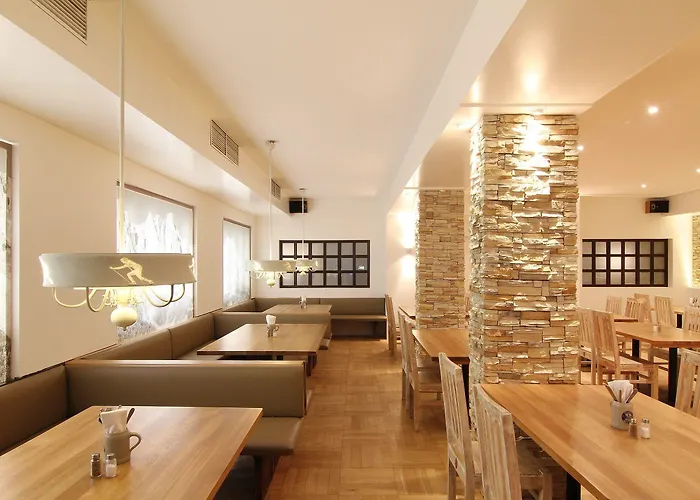 Scheck 4* Unterföhring