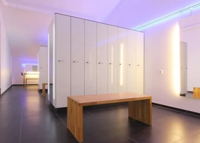 Scheck 4* Unterföhring