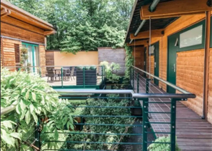 Scheck 4* Unterföhring